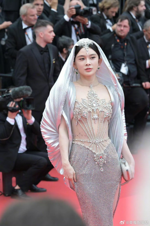 Triệu Anh Tử tại LHP Cannes 2025