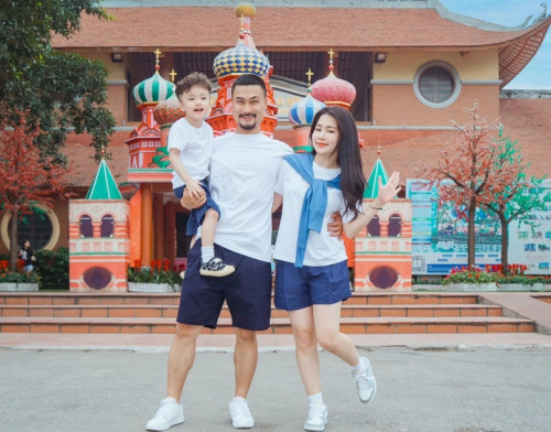 Duy Hưng và con trai