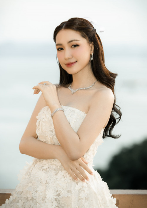 Quá khứ ồn ào của Hòa Minzy- Ảnh 4.