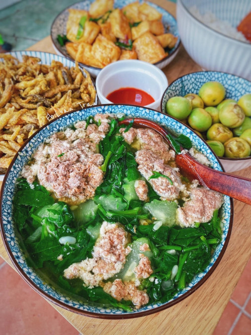 Rau mồng tơi: Bổ dưỡng và thanh mát