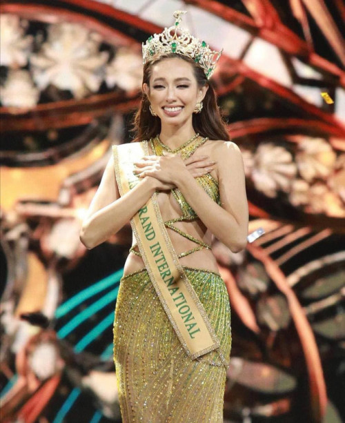 Chân dung Hoa hậu Nguyễn Thúc Thủy Tiên