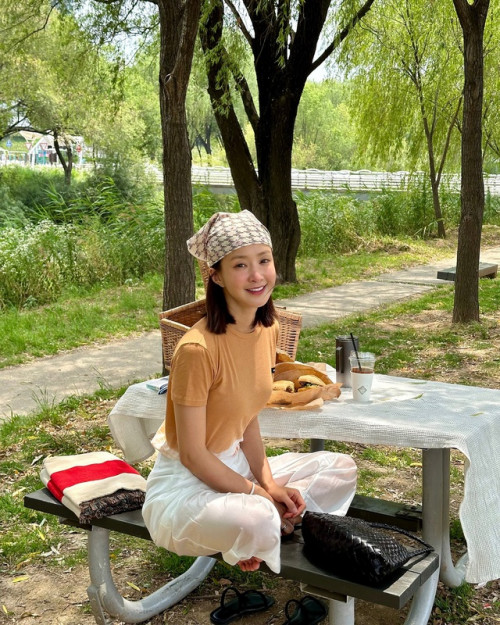 Quần trang điểm - phong cách 3