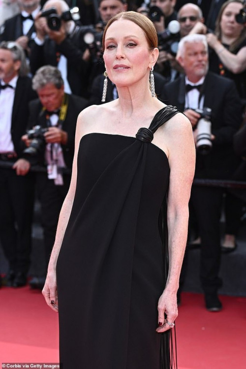 Náo loạn trên thảm đỏ Cannes- Ảnh 9.
