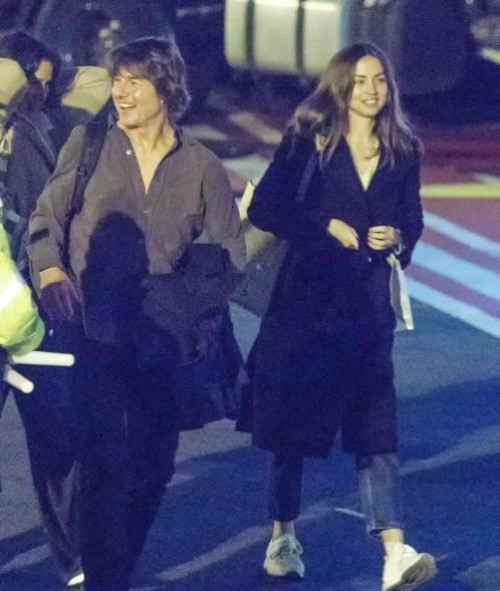 Tom Cruise và Ana de Armas