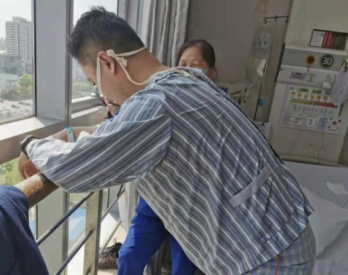 Mắc ung thư thực quản giai đoạn cuối, tôi đau đớn nhận ra: 3 thực phẩm để lâu trong tủ lạnh là "đồng phạm" gây ung thư - Ảnh 1.