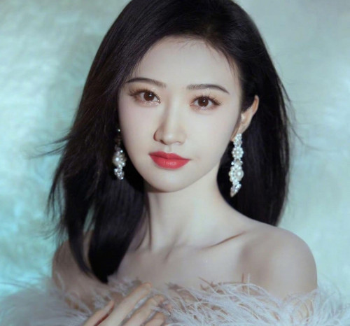 Dư luận rúng động về quảng cáo thực phẩm chức năng.