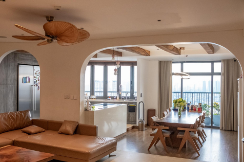 Khu vực bếp trong căn nhà
