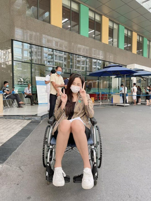 Mai Phương Thúy sức khỏe không ổn định
