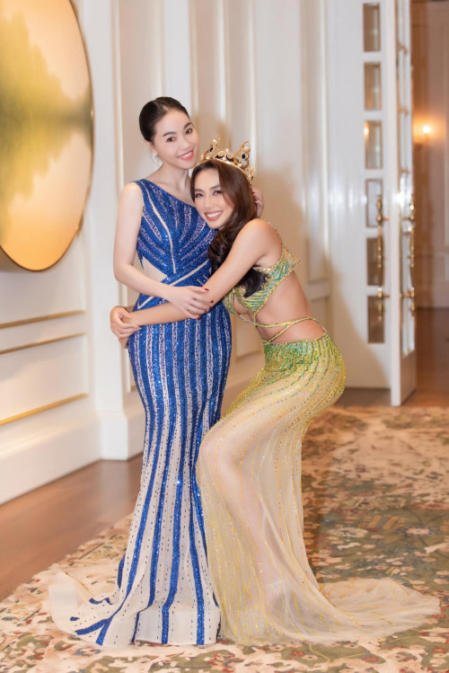 Thái độ lạ lùng của bà Phạm Kim Dung trong 2 lần Hoa hậu Thủy Tiên dính scandal