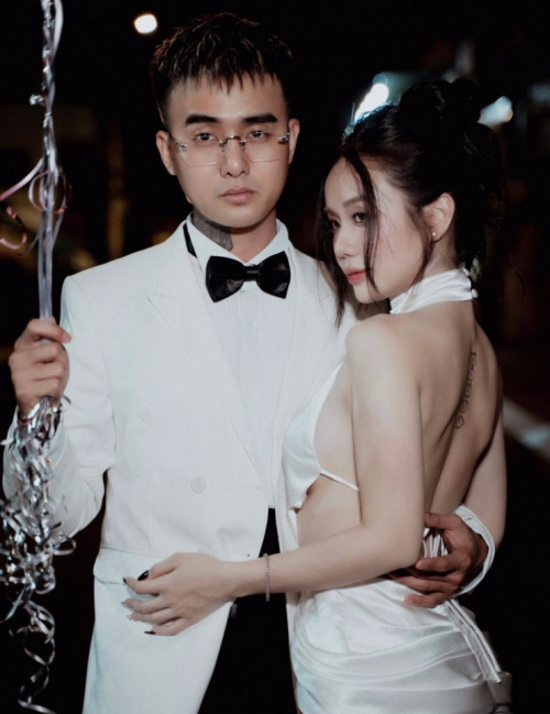 Cảnh cầu hôn của Đạt G