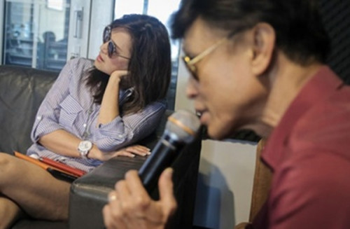Khánh Hà, Lưu Bích bị Tuấn Ngọc đuổi về: "Xách dép chạy không kịp"- Ảnh 1.