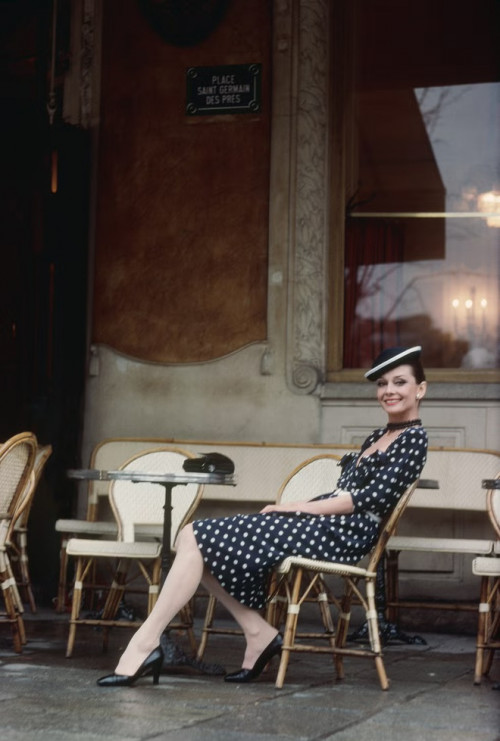 Polka Dot thời trang