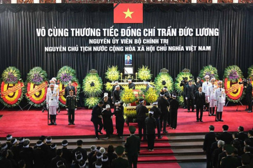 Nguyên Chủ tịch nước Trần Đức Lương tại lễ truy điệu
