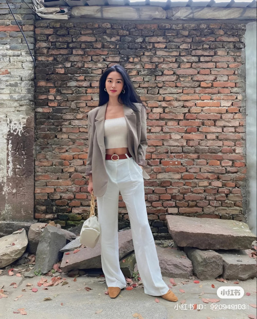 Gợi ý trang phục công sở