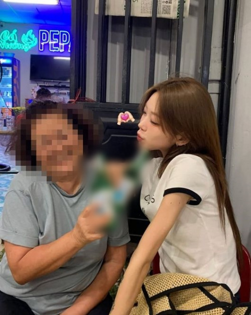 Choi Jun Hee công khai gơi bà dì là 'mẹ'