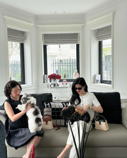 Huyền My vẫn là biểu tượng thời trang