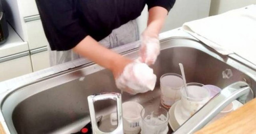 Sai lầm khi rửa bát