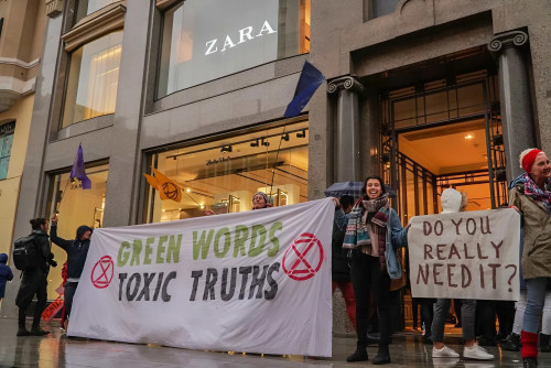 Zara, SHEIN, H&M: Tam giác fast fashion lớn nhất hành tinh làm "thời trang bền vững" hay chỉ là chiêu trò "tẩy xanh"- Ảnh 5.