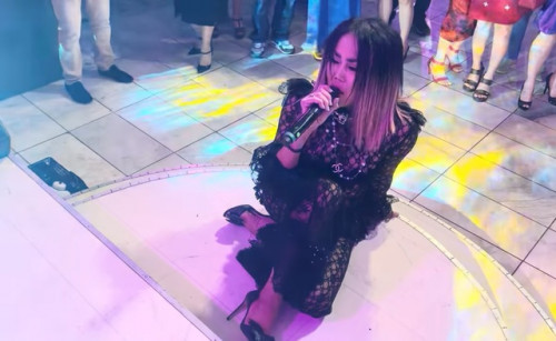 Lynda Trang biểu diễn tại Mỹ