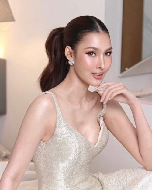 Người đẹp đăng quang hoa hậu sau khi bạn trai qua đời - Ảnh 16.