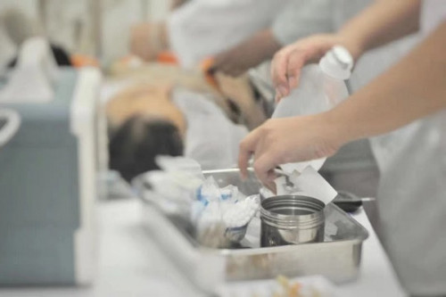 Sau cơn đột quỵ, tôi sống trong "cái xác vô hồn" không còn cảm giác, chỉ biết ú ớ, hối hận vì làm 3 việc này sau bữa tối- Ảnh 1.
