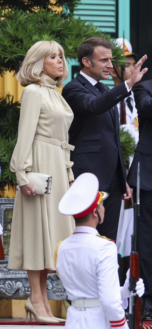 Phong cách của Đệ nhất Phu nhân Pháp Brigitte Macron.