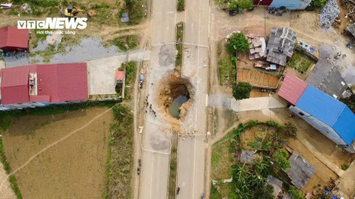 Tìm kiếm nạn nhân