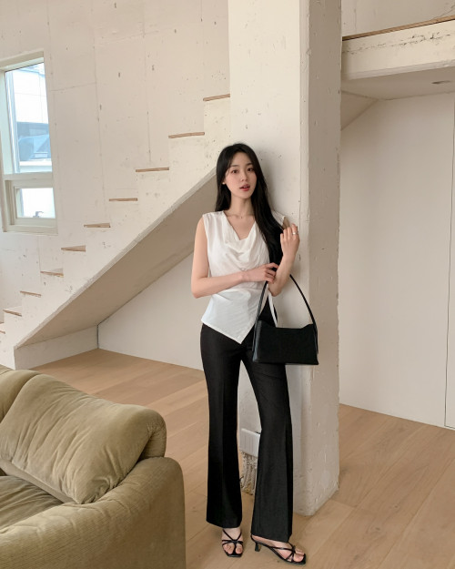 Mặc quần dài theo 10 cách tối giản