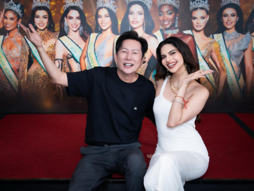 Rachel Gupta hé lộ cuộc sống không như mơ