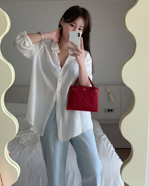 Áo sơ mi trắng