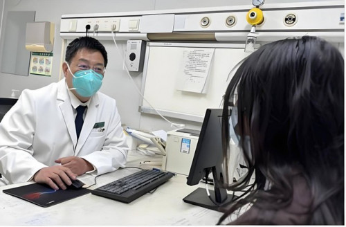 Khuyến cáo cho người trung niên và cao tuổi trong mùa dịch