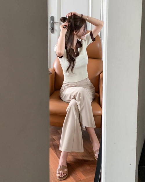 Áo blouse nữ tính