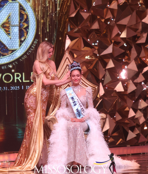 Opal Suchata đăng quang Miss World 2025