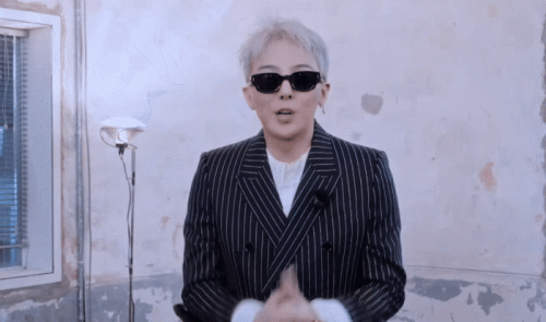G-Dragon chào fan Việt Nam