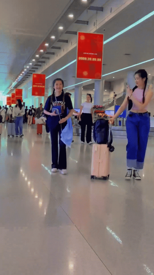 Clip thể hiện thái độ của Huy Khánh với vợ Á hậu sau 2 tháng ly hôn
