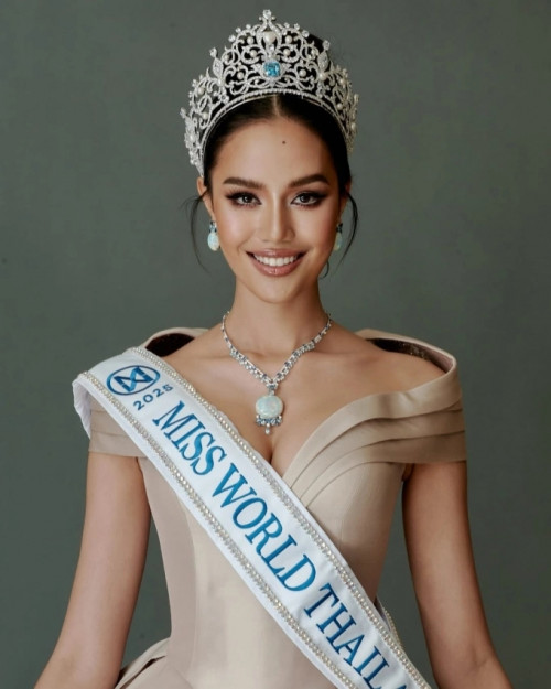 Opal Suchata Chuangsri