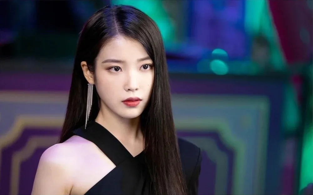 Vách trần giao dịch tình dục trong showbiz- Ảnh 2.