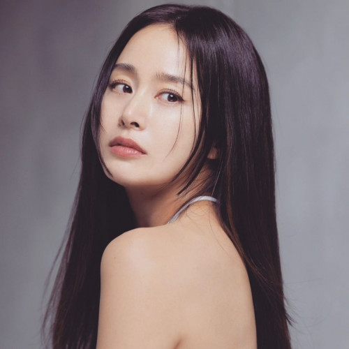 Kim Tae Hee khổ sở vì quá đẹp! - Ảnh 7.