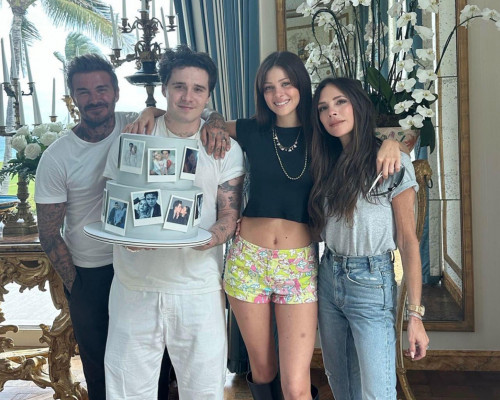 Hình ảnh gia đình Beckham tại Giáng sinh