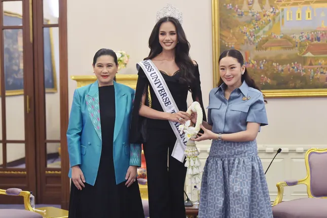 Thủ tướng Thái Lan khen ngợi thành tích của Kunlavut.