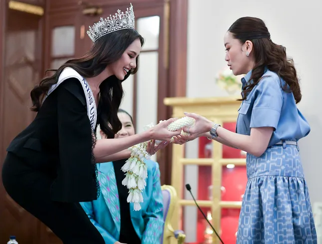 Suchata Chuangsri gặp gỡ Thủ tướng Thái Lan.