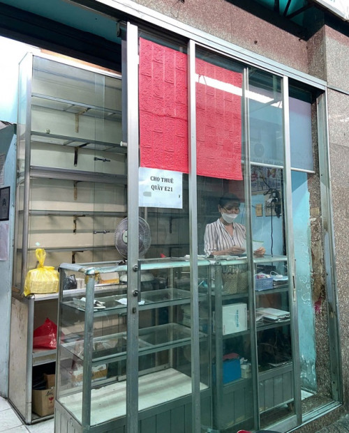 Khung cảnh quầy thuốc