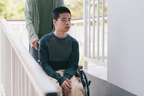 Trẻ vị thành niên dễ mắc não mô cầu