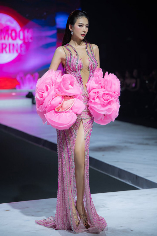 Triệu Tiên tại đêm thi thời trang