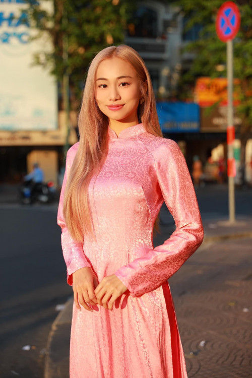 Ngân Hoà là gương mặt quen thuộc