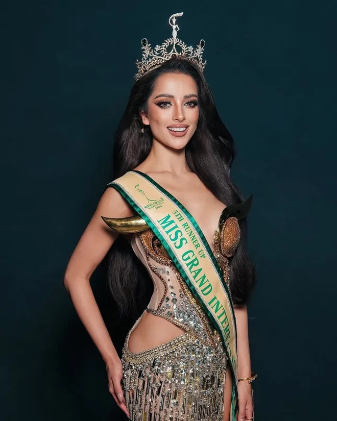 Á hậu 1 Christine Juliane Opiaza