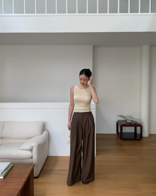 Cách phối quần ống rộng - Ảnh 8