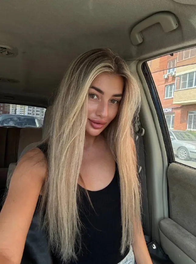 Người mẫu Kristina Belaya
