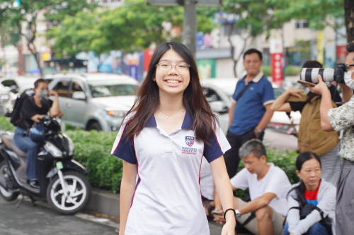 Thi vào lớp 10 TP.HCM: Năm ngoái đề Toán khó đến phát khóc, năm nay liệu có "dễ thở" hơn?