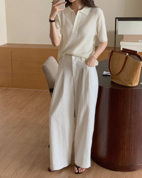 Quần ống rộng sáng màu